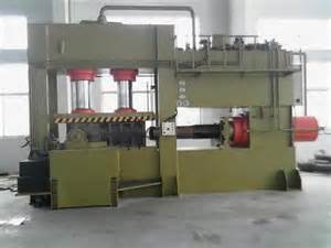 Pipe-end-forming-machine