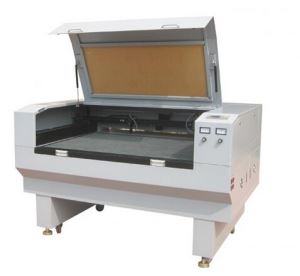 500W Fiber Laser Cutting Machine
