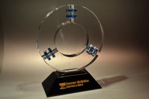 Crystal O Shape Award On Black Base