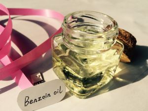 Benzoin Oil