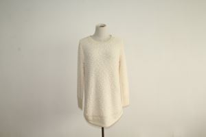 Women's Round Hem Pullover Sweater