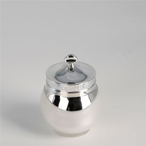 30ml and 50ml New Skin Care Airless Jar With Twist Up Cap In China
