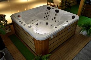 S600 Hot Sell Outdoor Spa
