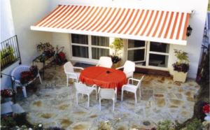 Hot sale high quality strong retractable awning