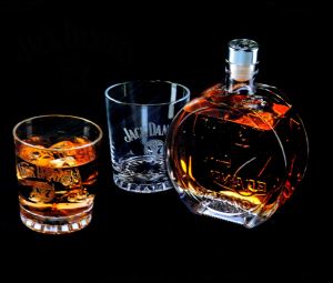 Mahcine Made Whisky Tumbler Glass With Engraved Logo