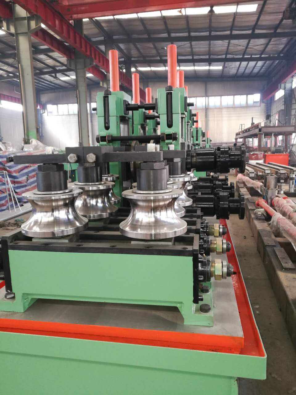 Forming and sizing new machine.jpg