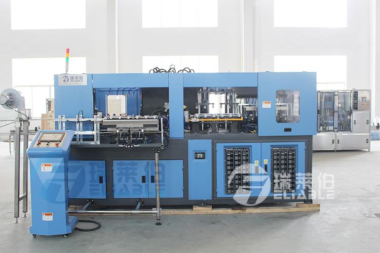 Full Automatic Blow Moulding Machine 1.22.jpg