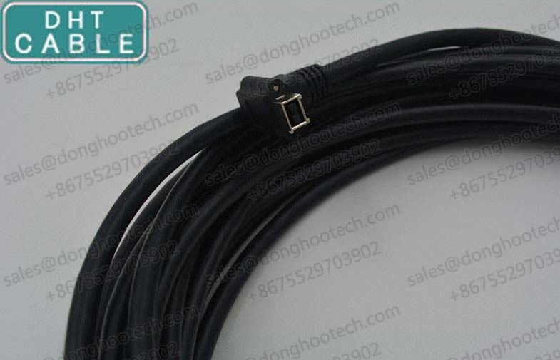 pl8550680-customized_ieee_1394_firewire_cable_90_degree_angled_up_or_down_9pin.jpg