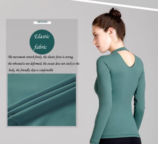 The elastic fabric with the green yoga wear