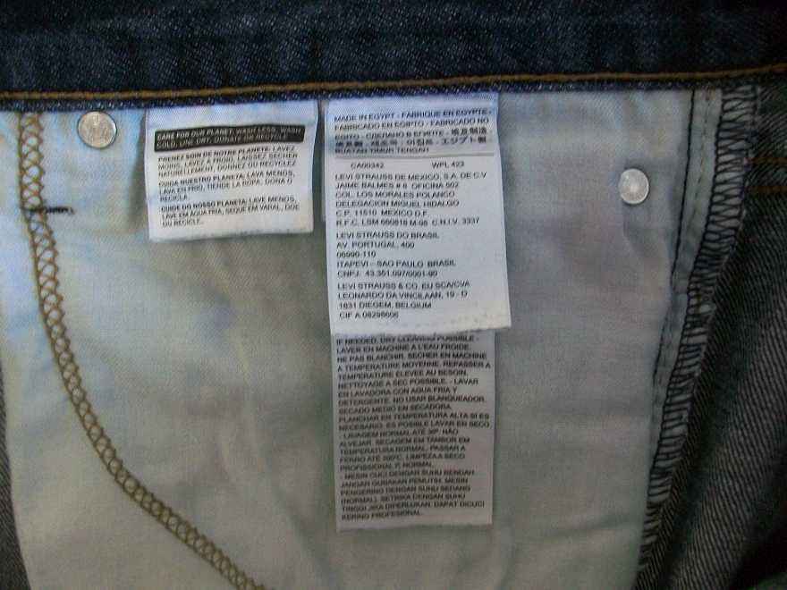 jeans RFID tags.jpg
