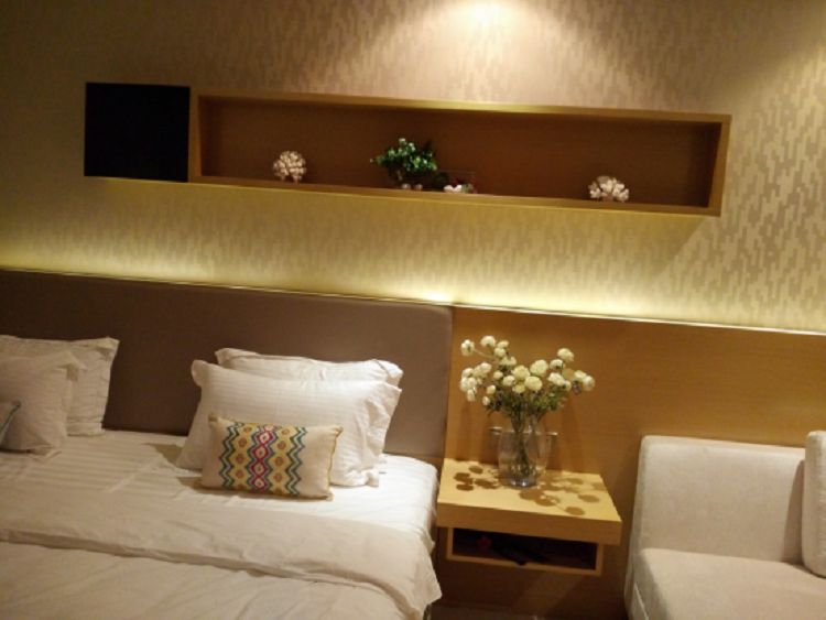 Beech Wood Fitted Hotel Bedroom Furniture Sets for Star Hospitality Resort.jpg