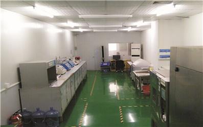 testing lab for plastic injection products.jpg