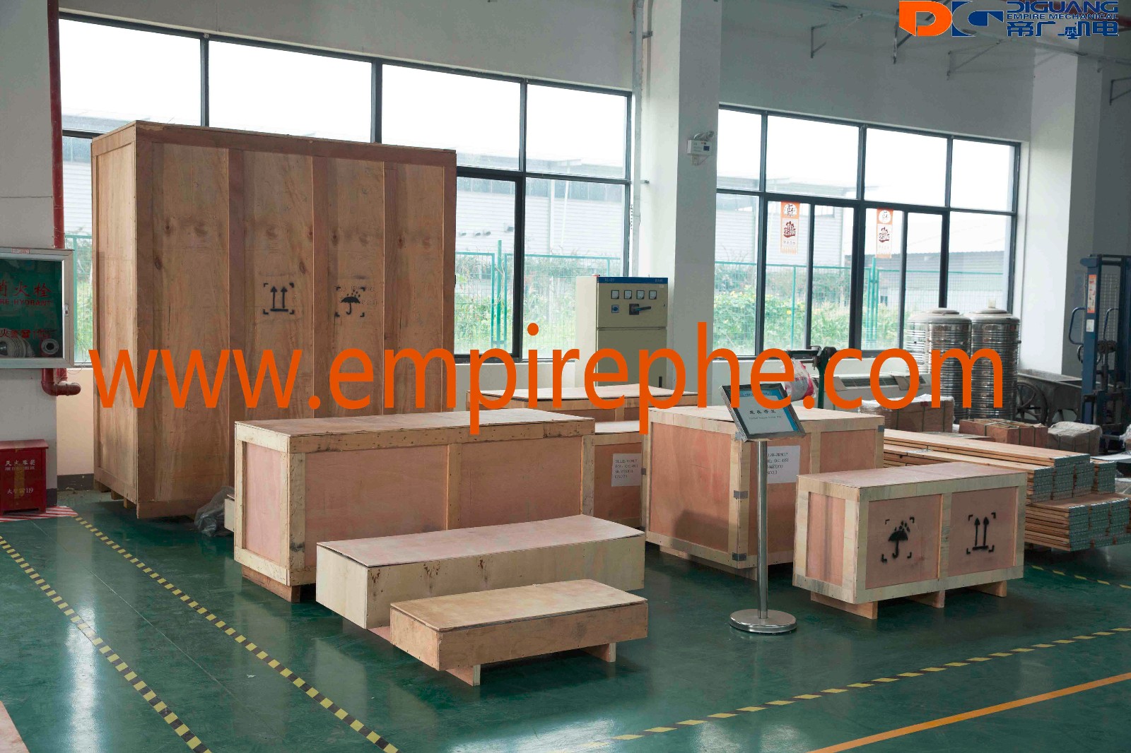 Wooden case for plate type heat exchanger