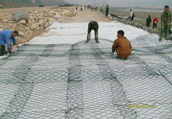 gabion mattress installation(001).jpg