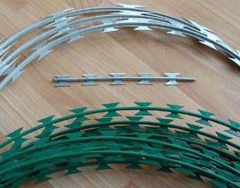 PVC coated Razor Wire(001).jpg