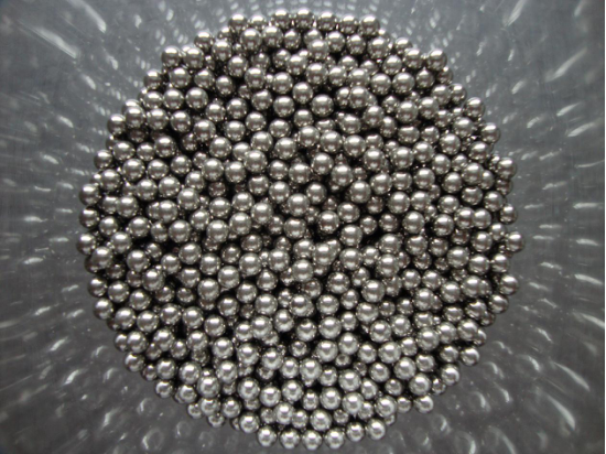 chrome steel bearing balls1057.png
