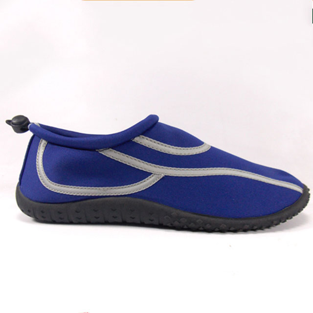 kids water shoes 