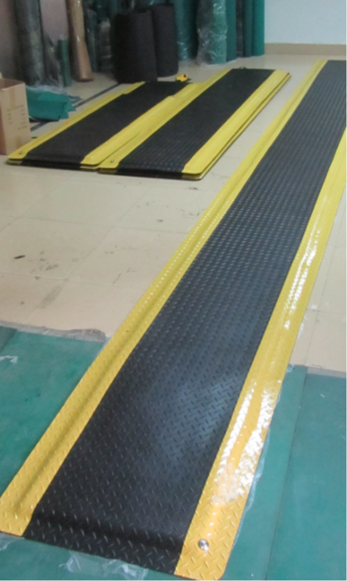 anti static floor mat446.png