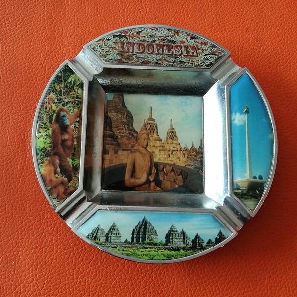 Indonesia souvenir ashtray 