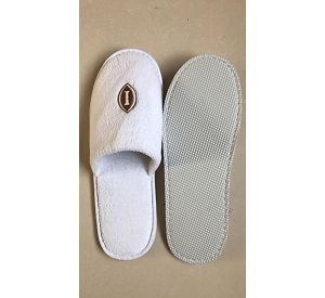 White Closed Toe Coral Velour Hotel Guest Slippers with Embroidery Logo