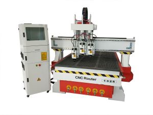 China Air Cooling Spindle CNC Wood Router Engraving Machine for Wood Door Furniture Engraver