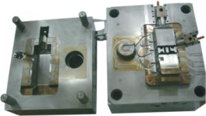 Die Casting Mould with 2 Sliders Used for Harvester Part