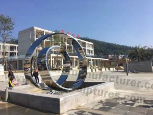 Large High-Gloss Circle Stainless Steel Sculpture As School Decoration