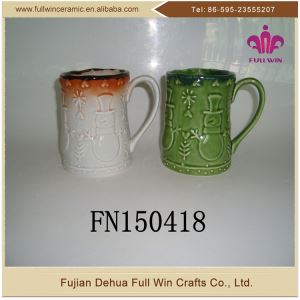 Wholesales Christmas Embassed Design Gift  High Quality Ceramic  Coffee Mug  Cs