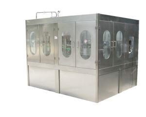 Carbonated Soft Drinks Filling Machine/Sparking Water Filling Machine