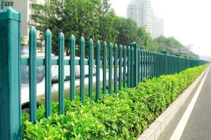 PVC Vinyl Fence, Spaced Picked Fence
