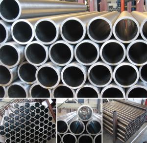 ISO9001 Non Alloy ST52 Skived And Roller Burnished Seamless Honed Tube