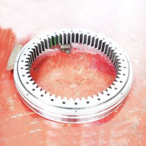 Cylindrical Roller /ball Combined Slewing Bearing with  Internal Gear