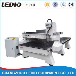 Kitchen Cabinet Making Machine/Lathe Bed Make Machines/cnc Router Machine With Spindle Water Cooled