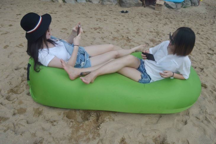 Wholesale Round Fast Inflatable Lounger Hangout Beach Chair