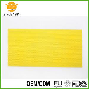 High Quality Wholesale Plastic Beeswax Foundation Sheet Plastic Foundation Beekeeping Equipment Supplies the Best Plain Plastic Foundation Sheet Available