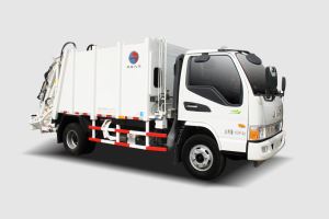 Rear Load Green Compression Garbage Truck