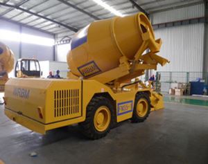 Mobile Concrete Batching Plant With Loader