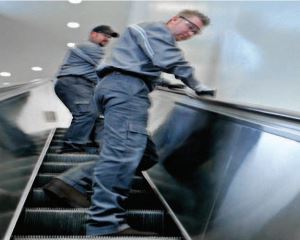 Escalator Upgrade by Latest Components Control and Drive Techology