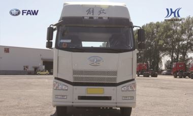 J6P 6×4 Heavy Duty Head Trailer Truck