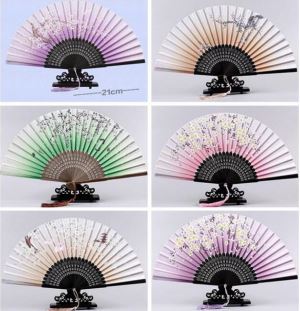 Customized Flower Patterns Bamboo Folding Fan,China Vintage Bamboo Hand Fan