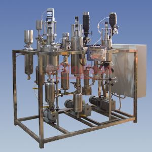 Stainless Steel Short Path Wiped Thin Film Distillation Equipments with High Vacuum for Pilot Plants and Production Scale